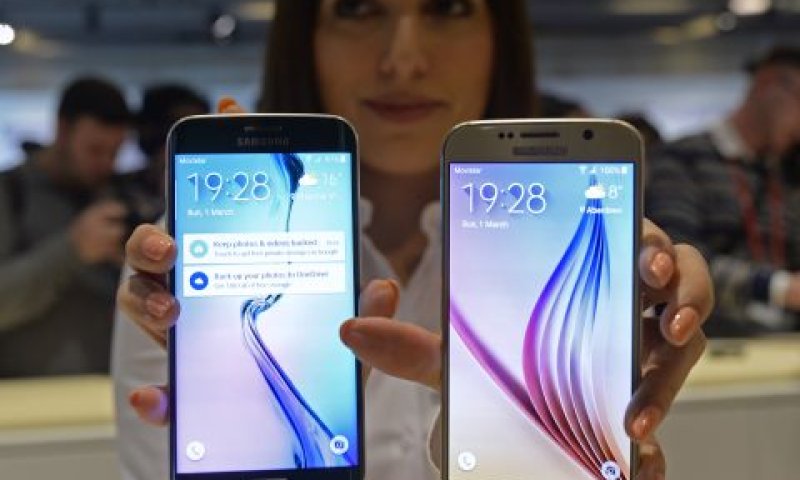 ה-Galaxy S6 וה-Galaxy S6 Edge של סמסונג [צילום: AP]