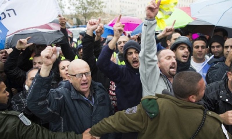 הפגנה סוערת ליוותה את ישיבת הממשלה [צילום: פלאש 90]