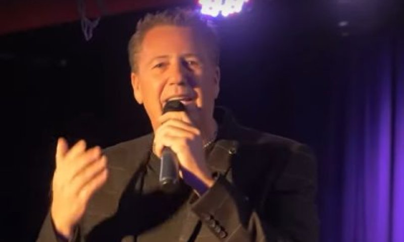 יוסי וידר ז"ל [צילום: מתוך הופעה]