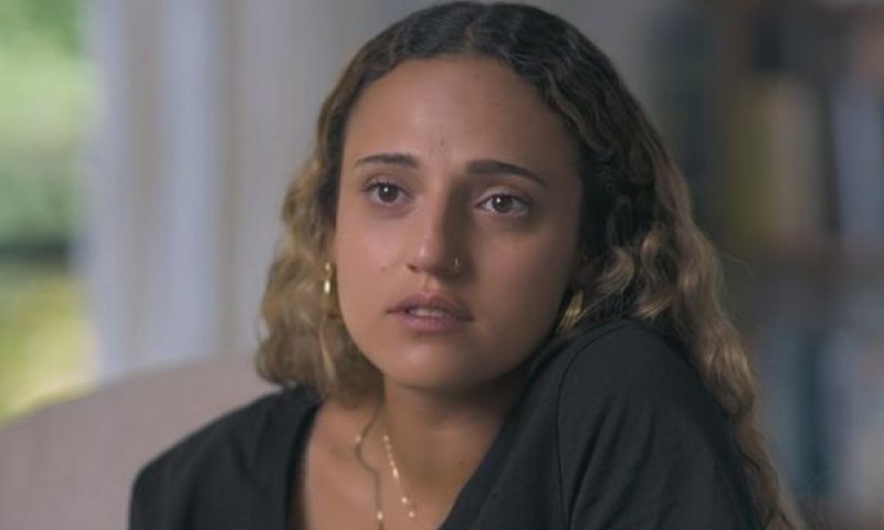 "פחד לפעמים משתק - ואני השתתקתי. אני ממש נגעלת, ולמה? למה?" [צילום: תכנית עובדה]