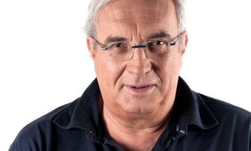 גבי ינון. הצטיין בהקראת חדשות בצורה הומוריסטית [צילום: רשות השידור]