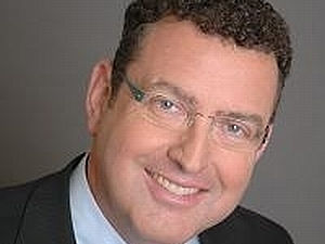 ארז. דורש 35% מרווחי החברות של בנאי