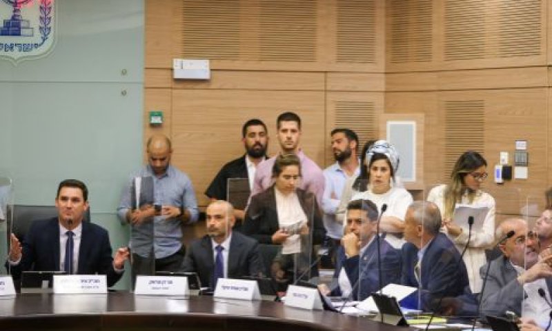 דיון סוער בוועדה [צילום: נועם מושקוביץ/דוברות הכנסת]