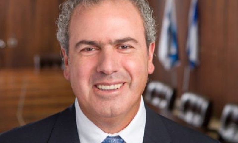 דבש. תובע [צילום: גיל לביא]