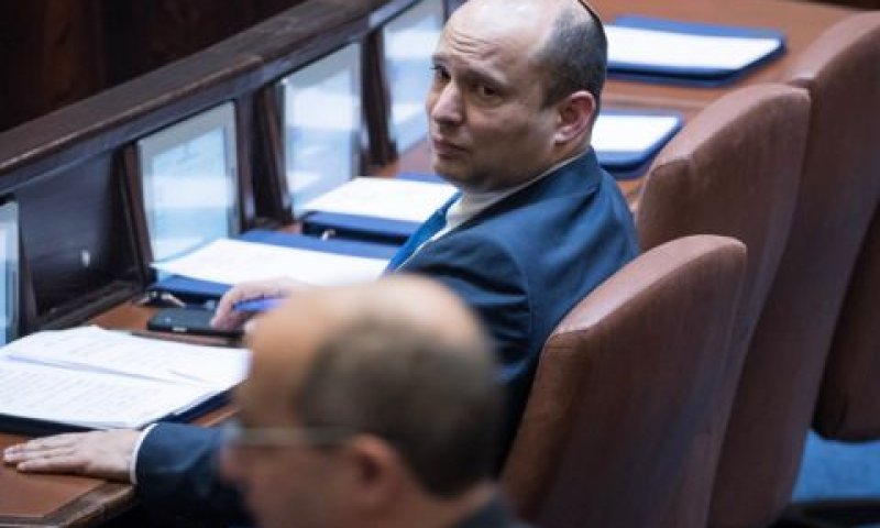 בנט. לא נפזול לכחול לבן בלי הליכוד [צילום: יונתן זינדל/פלאש 90]