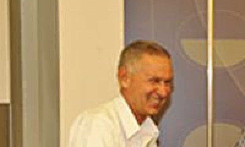 זאב צוק רם