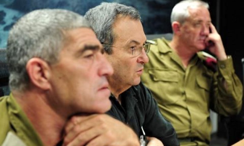 גנץ, ברק ורוסו. מכות קשות [צילום: אריאל חרמוני]