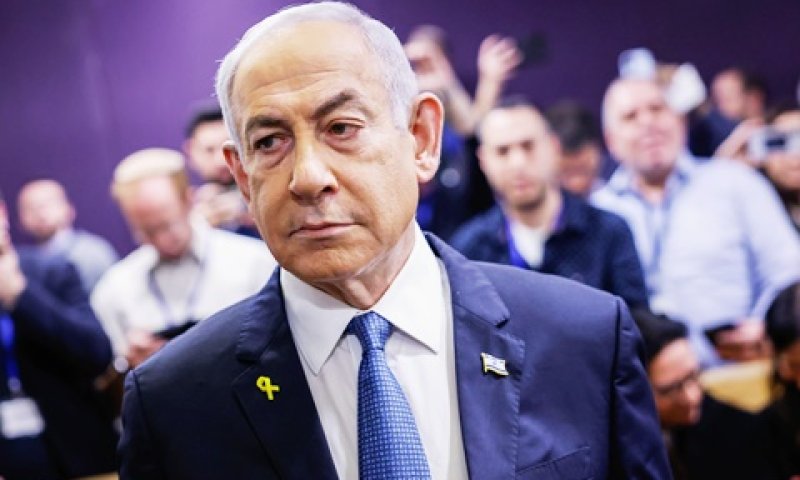 נתניהו, הבוקר באולם בית המשפט [צילום: ראובן קסטרו, פול]