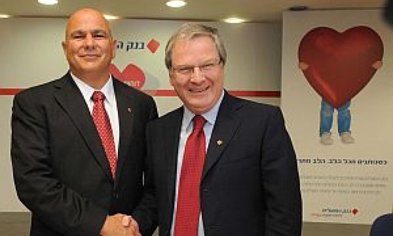 צבי זיו, דני דנקנר. ''הוביל אותי להתפטר'' [צילום: סיון פרג']