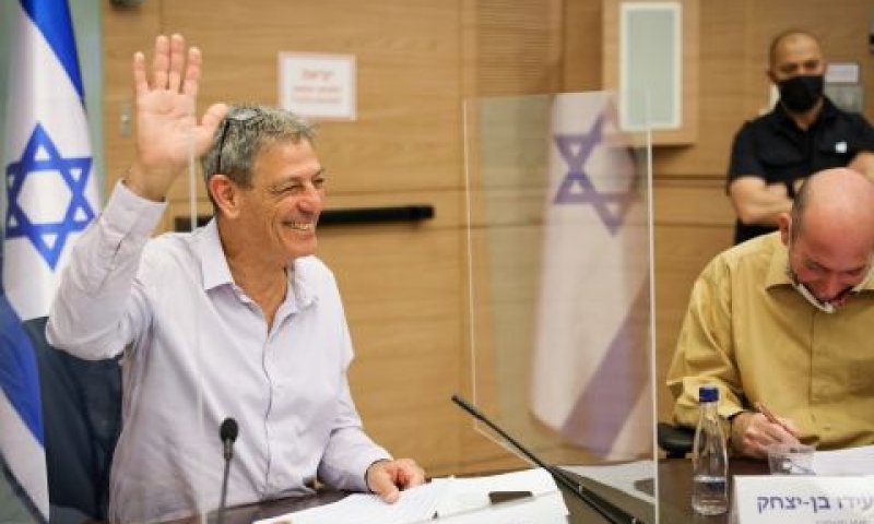 עידו בן יצחק ורם בן ברק [צילום: נועם מושקוביץ/דוברות הכנסת]