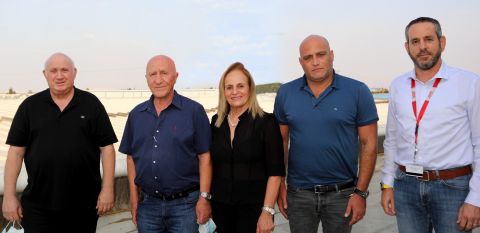 רועי פרייבך, גילי אמיגה, רינה אמיגה, שאול אמיגה ואיציק אברכהן [צילום: סיון פרג']
