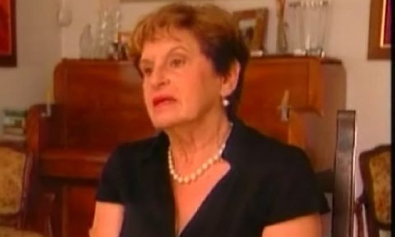 בקנשטיין. בראש ועדת הפרס [צילום: מן הטלוויזיה]
