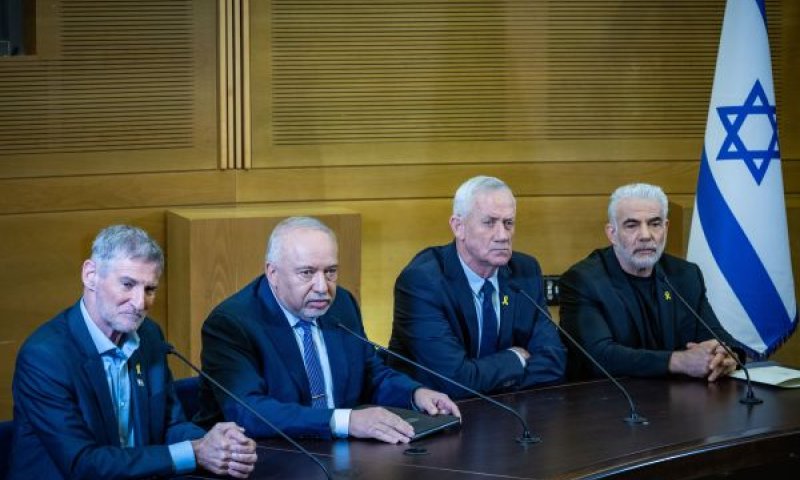 [צילום: יונתן זינדל/פלאש 90]