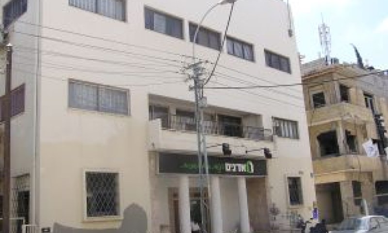 בית אדנים