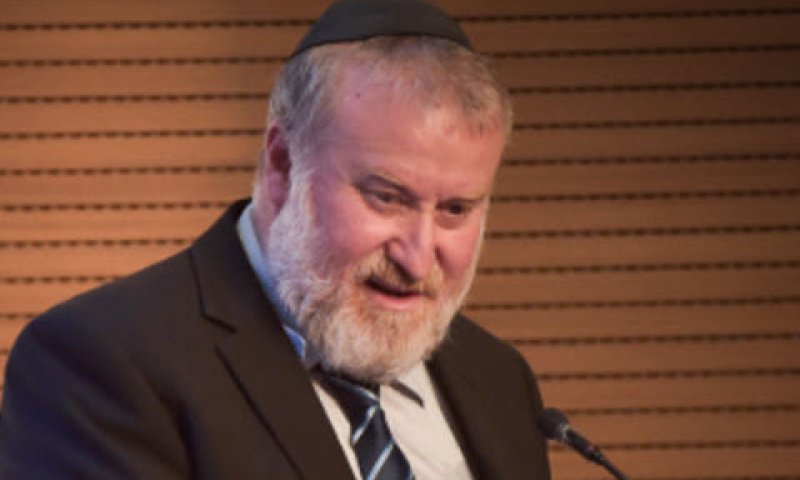 מנדלבליט. התיקים במקשה אחת [צילום: מאיר וקנין, פלאש 90]
