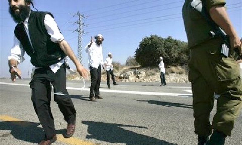 חסידי ברסלב בצפון הארץ [צילום ארכיון: AP]