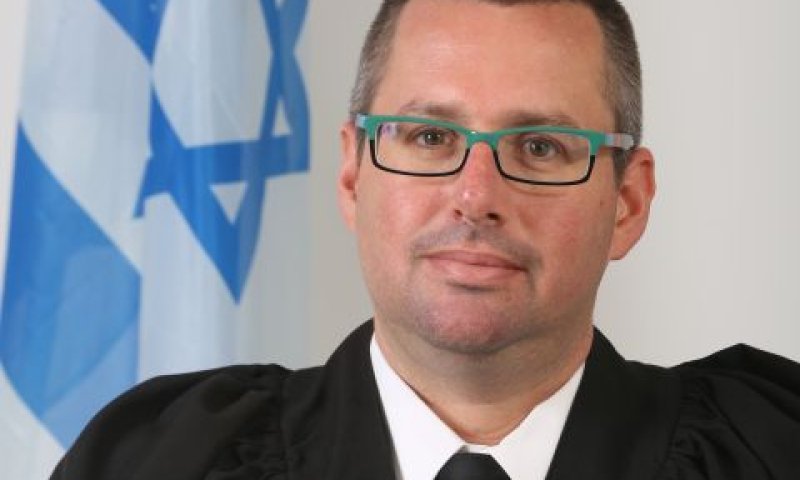 יריב. פסק לטובת נתניהו נגד אולמרט
