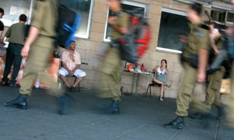 מקבלים 352 שקל לחודש [צילום אילוסטרציה: פלאש 90]
