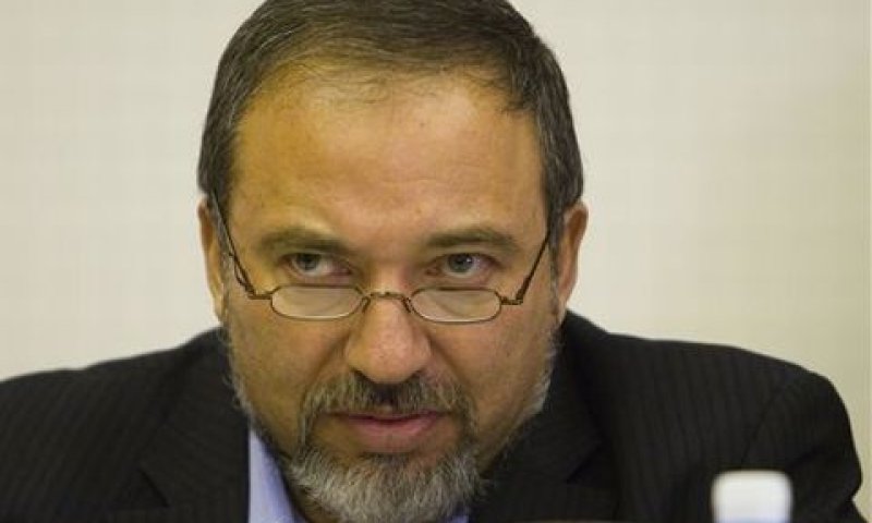 ליברמן. פרסונה נון גרטה [AP]