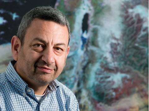 פרופ' דן בלומברג [צילום: דני מכליס, אוניברסיטת בן-גוריון]