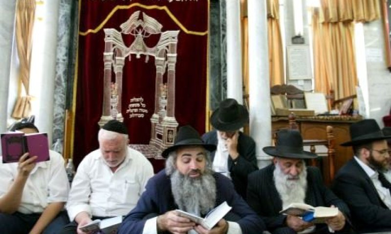 בית הכנסת מוסאיוף. שירים ממדורת השבט [צילום: פלאש 90]