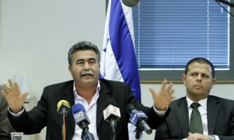 כבל ופרץ. מקלות בגלגלים [צילום: פלאש 90]