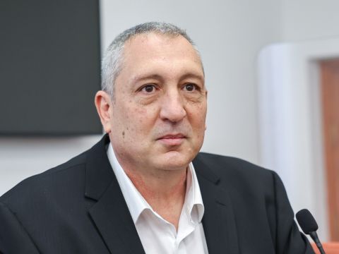חפץ. שימוש במידע באמצעי לחץ [צילום: אוליביה פיטוסי, פלאש 90]