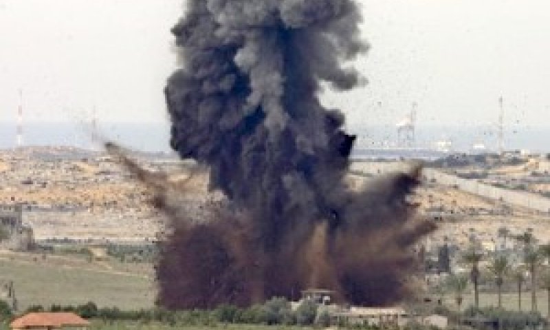 צה"ל ממשיך את ההפצצות גם הבוקר [צילום: AP]