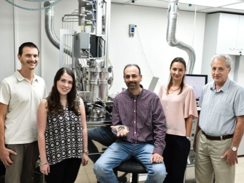 פרופ' בעז פוקרוי מהפקולטה למדע והנדסה של חומרים בטכניון [צילום: ניצן זוהר, דוברות הטכניון]