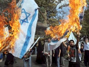 הפגנות באירן. "מוות לישראל, מוות לאמריקאים".