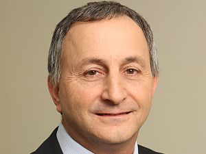 הרצל עוזר [צילום: אלי דסה]