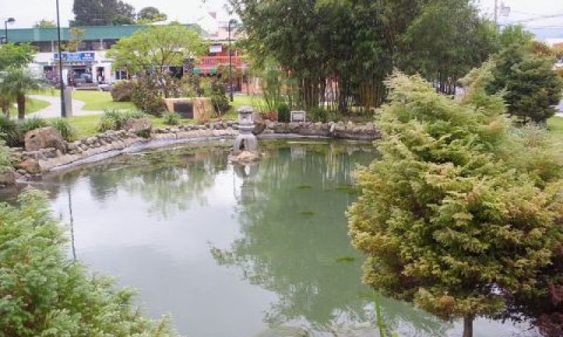 800px-ParqueOkayama.jpg