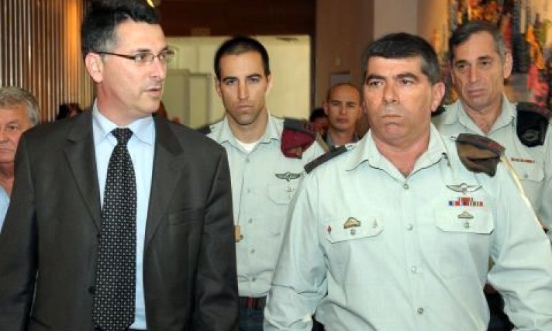 הרמטכ"ל ושר החינוך [צילום: מוקי שוורץ]