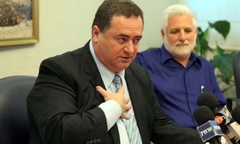 השר ישראל כ"ץ ומימינו מנכ"ל המשרד דן הראל [צילום: ששון תירם]