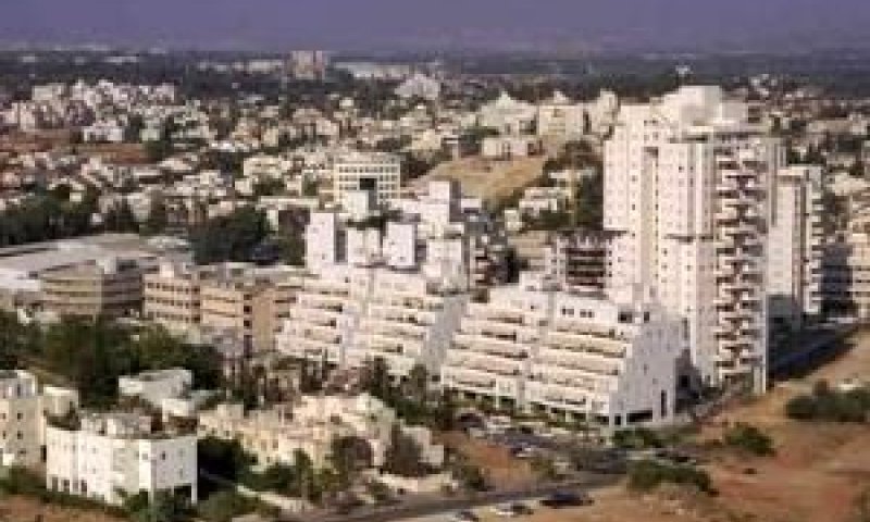 גבעת שמואל [צילום: משה מילנר/לע"מ]