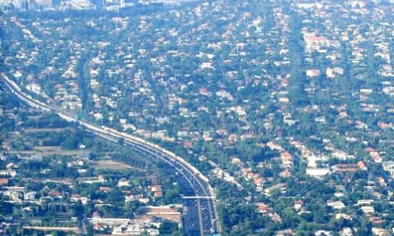 בניין בשווי 85 מיליון שקל [צילום: פלאש 90]