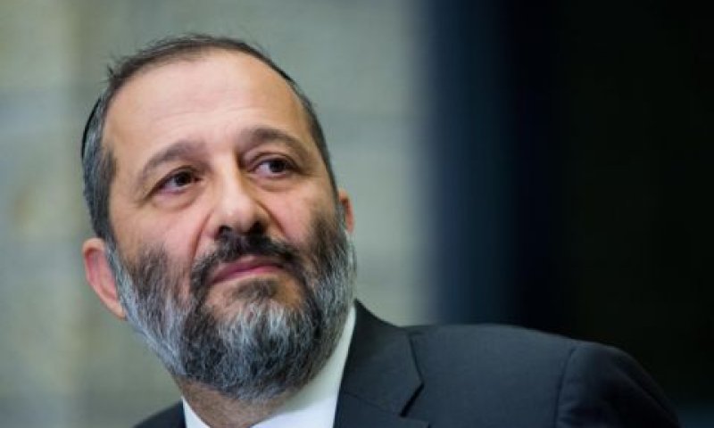 דרעי. ייאלץ להתפשר [צילום: פלאש 90]