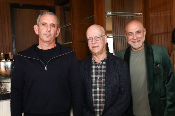 דביר בנדק, אריאל פורת, דניאל הגרי [צילום: יעל צור]