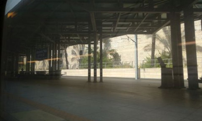תחנת נתב"ג בקורונה [צילום: איתמר לוין]