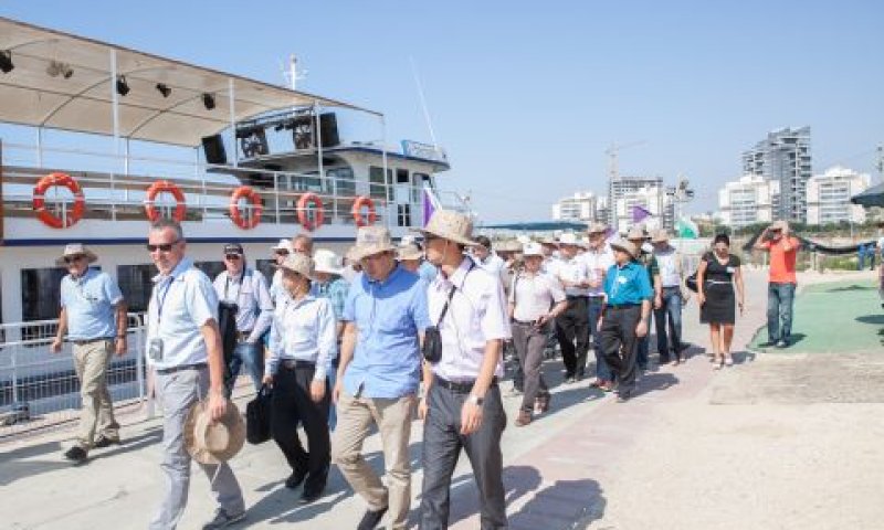 סיור קבלנים [צילום אילוסטרציה: טל צ'יקורל]