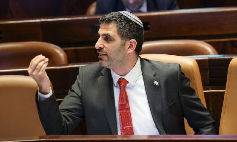 קרעי. "שינוי הסטטוס-קוו האקטיביסטי המופרך הנוהג בישראל" [צילום: נועם מושקוביץ/דוברות הכנסת]