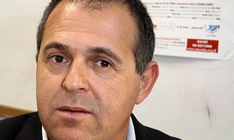 אבי נעים. יח"צ פוליטי במקום הסברה למועצה [צילום: פלאש 90]