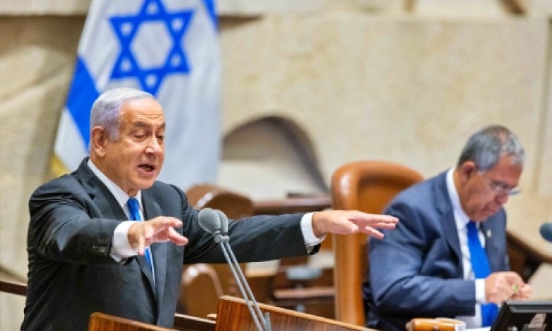 נתניהו במליאה. החלה ההצבעה בקריאה שנייה ושלישית [צילום: אוליביה פיטוסי, פלאש 90]