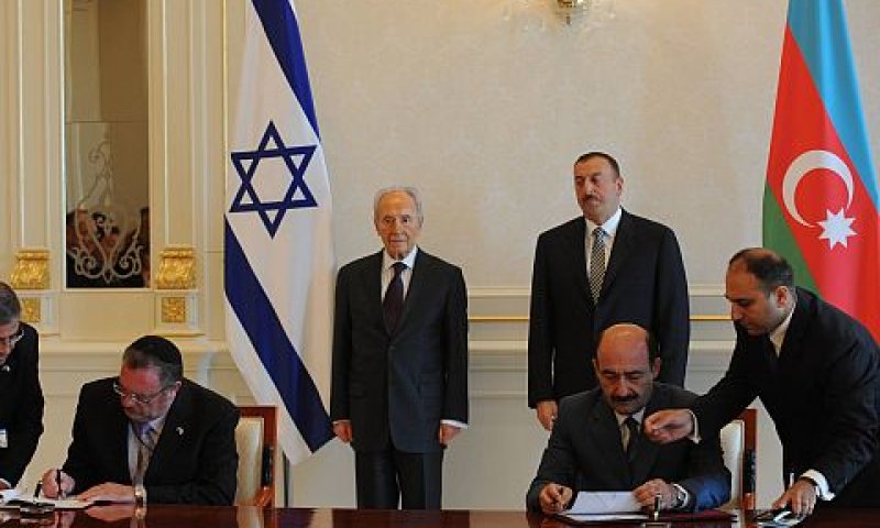 הנשיא פרס ונשיא אזרבייג'ן, אילהם אלייב, אתמול [צילום: עמוס בן גרשום]