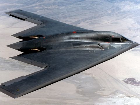 B-2. המפציץ האימתני.