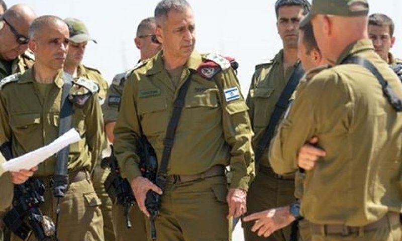 הרמטכ"ל בתחקיר ראשוני בזירת האירוע [צילום: דובר צה''ל]