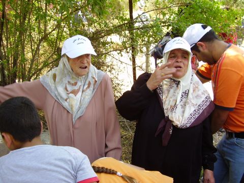 פליטות הכפר עמואס [עומר כרמון]