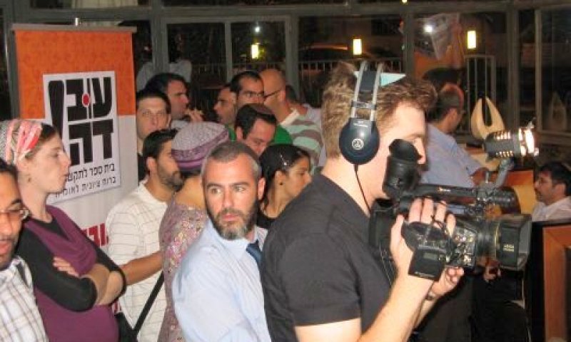 עושים לעיתונות בית ספר [צילומים: ברק ביתן]