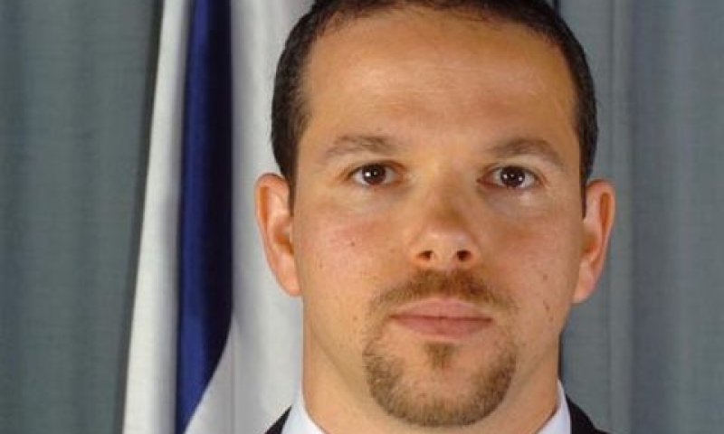 שוורץ. לשבע שנים