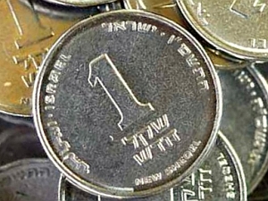 זה הקטן התחזק לעומת המטבע הנפוץ בעולם